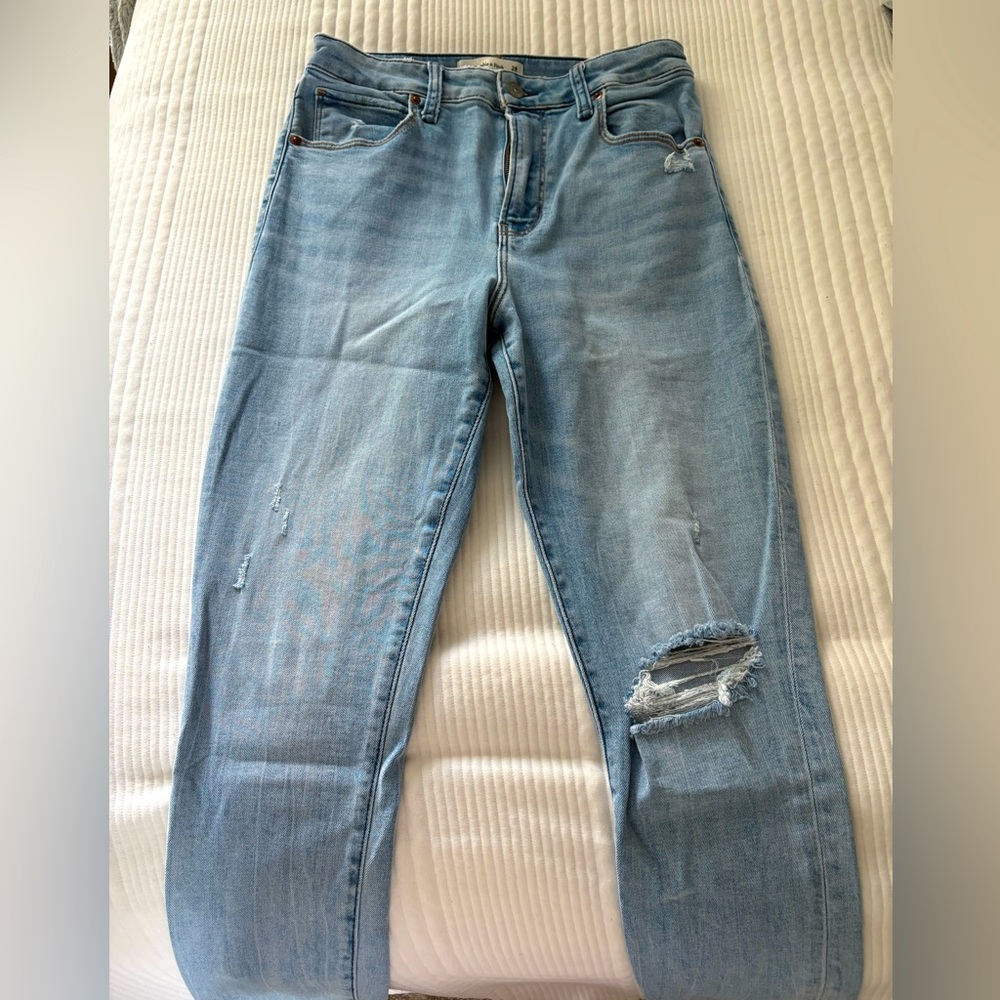 Abercrombie & Fitch Blue Skinny Jeans with Classic Indigo Wash
